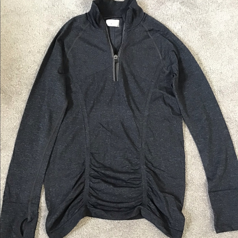 Athleta long sleeve quick-dry top - S